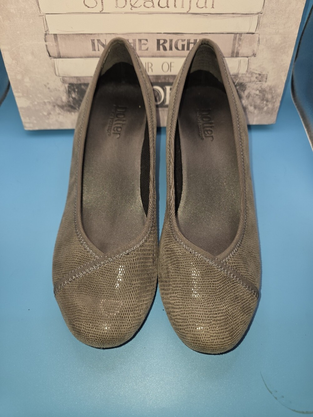 Hotter Comfort Pumps Womens 7 Gray Metallic Textured Low Heel Comfort Shoes